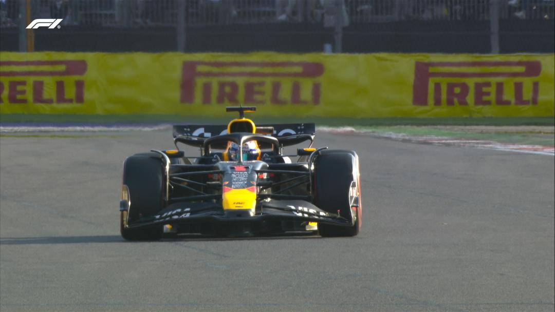 阿斯顿马丁横扫梅赛德斯,维斯塔潘状态火热 阿斯顿马丁横扫梅赛德斯,维斯塔潘状态火热