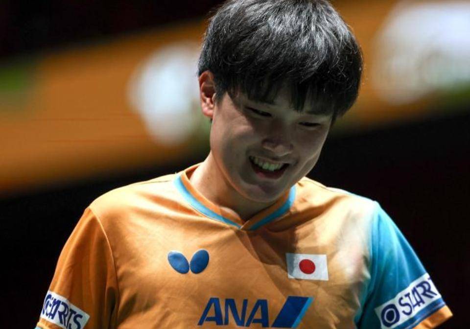 日本队碾压葡萄牙队,张本智和高光表现 日本队碾压葡萄牙队,张本智和高光表现