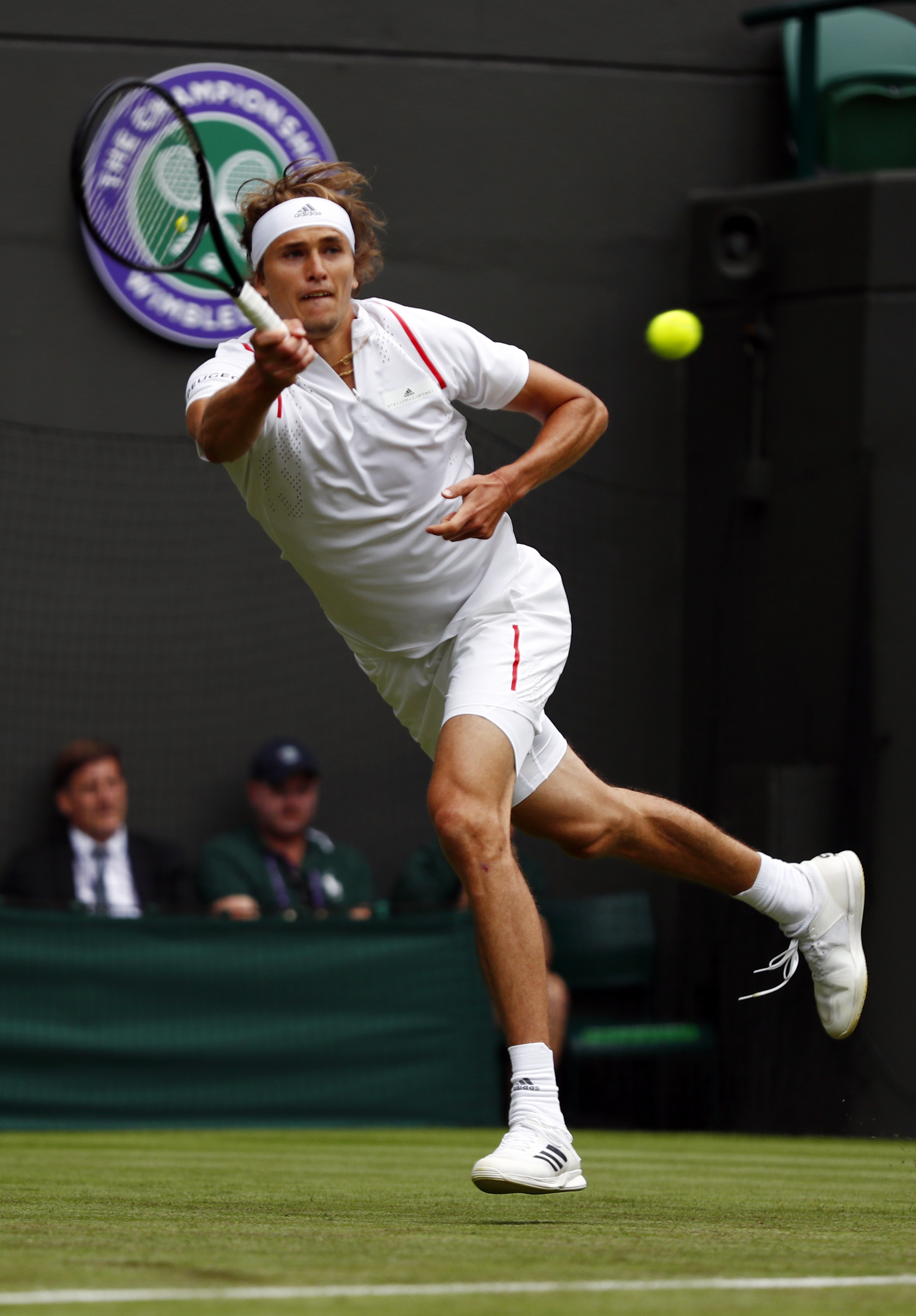 年终总决赛横扫温网，兹维列夫点燃赛场