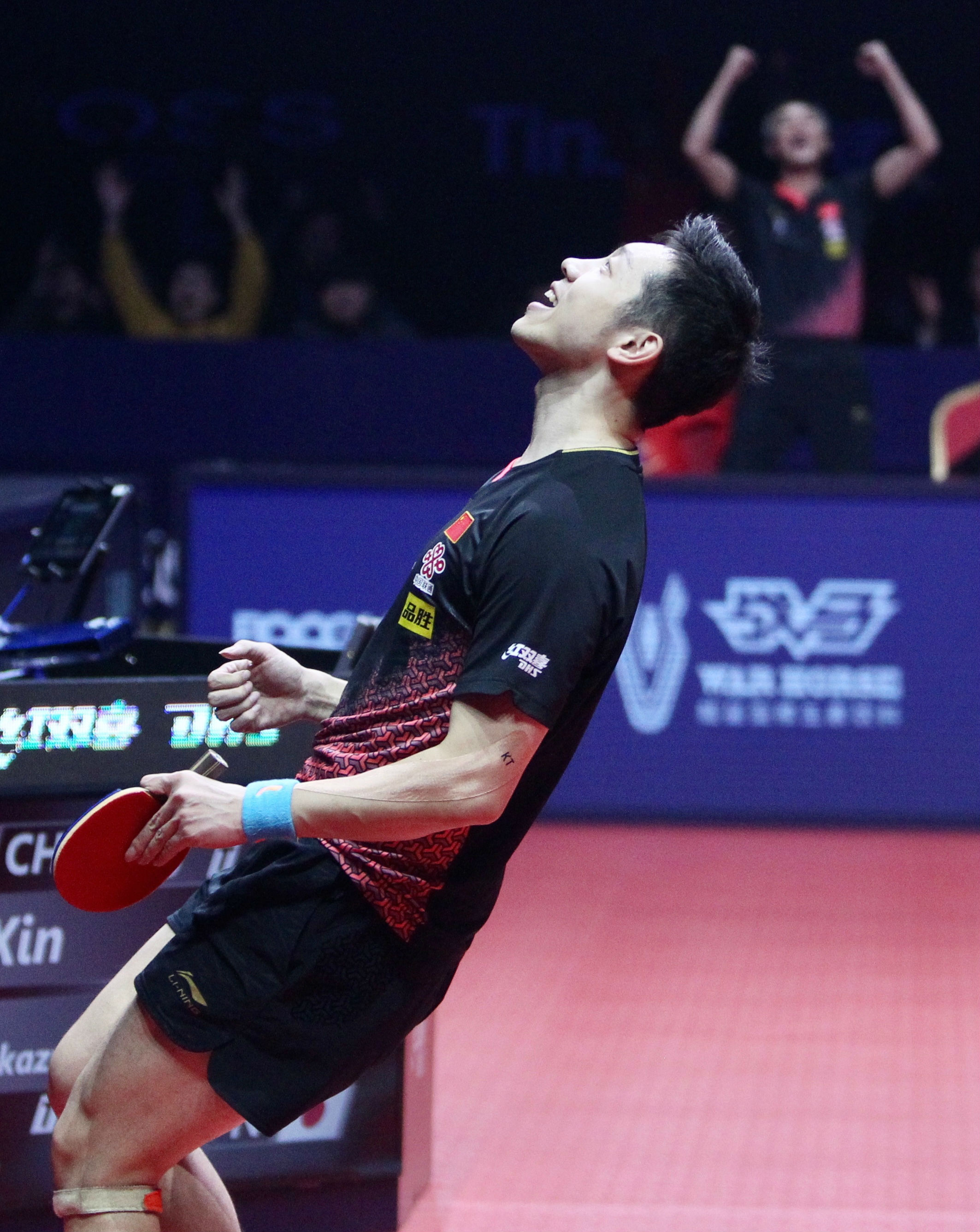 日本队绝杀英格兰队,许昕高光表现 日本队绝杀英格兰队,许昕高光表现