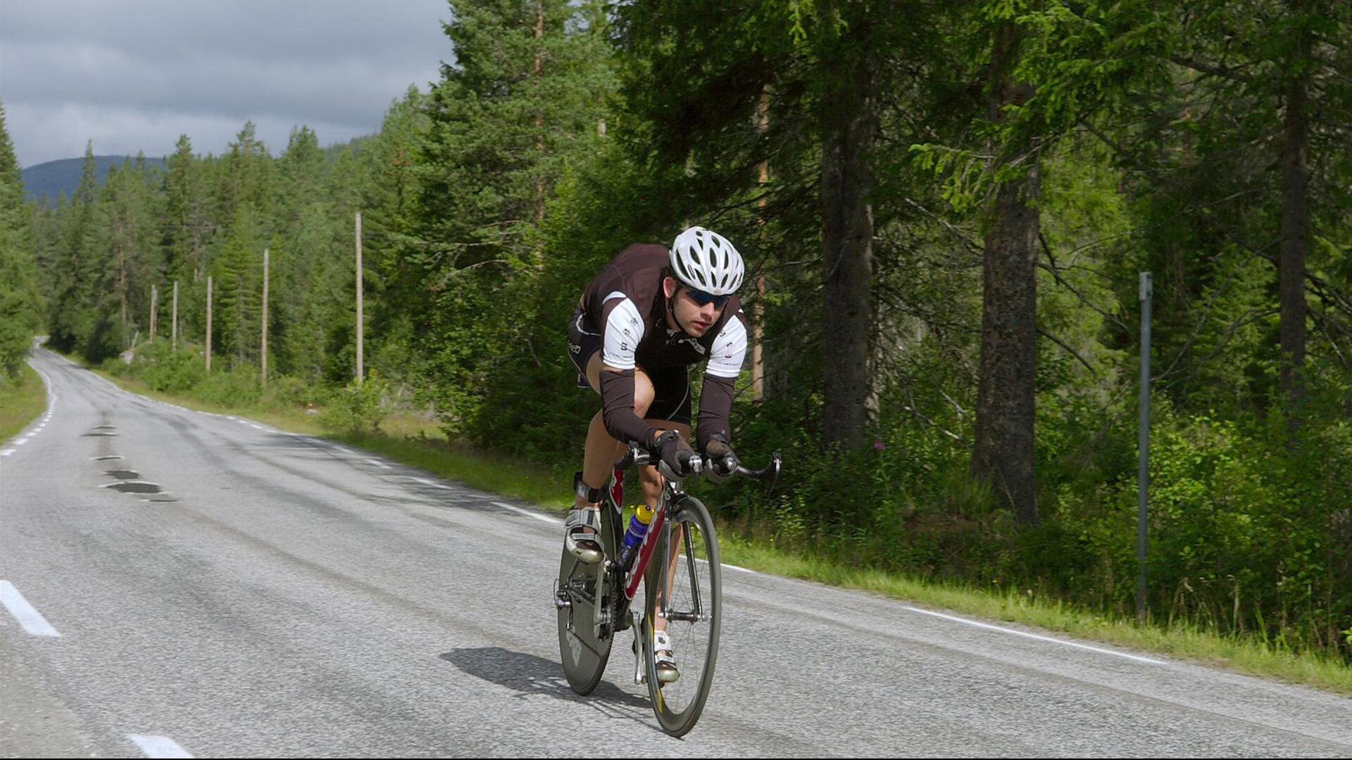 赛场风云，韩国队轻取中国队，安赛龙状态火热剑指巅峰